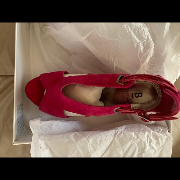 Hot Pink Suede Platform Heels - Picture 3 of 6